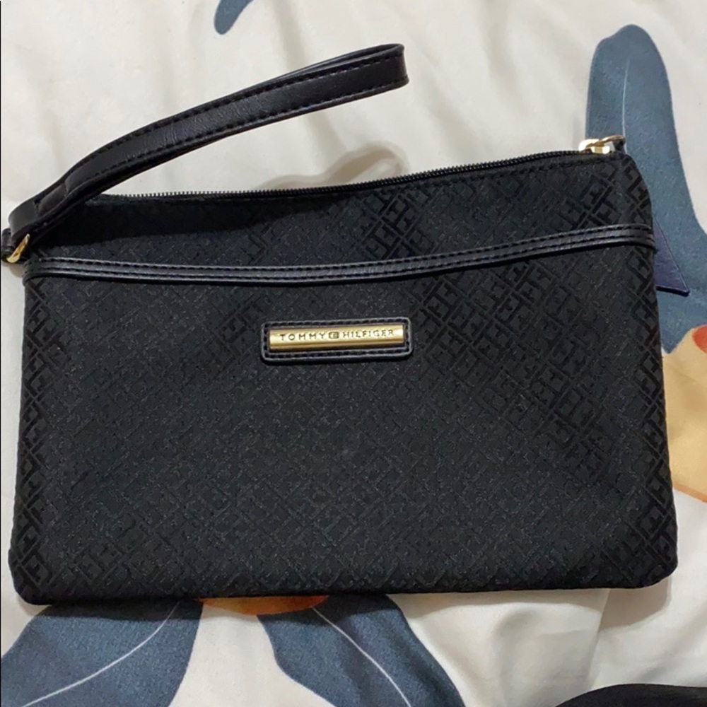 Tommy Hilfiger clutch